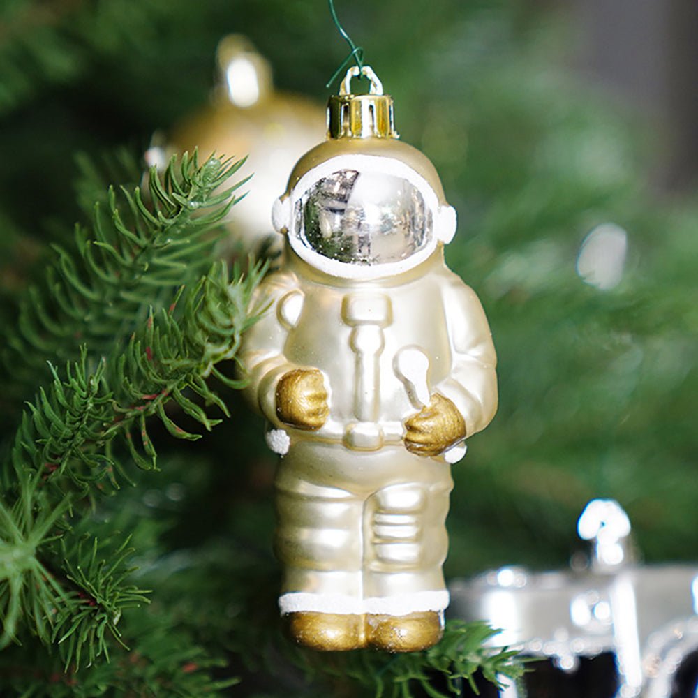 70 pcs Gold & Shimmer Astronaut Galaxy theme, Christmas Ball Tree ornaments XMAS Decoration Set - Little Surprise Box70 pcs Gold & Shimmer Astronaut Galaxy theme, Christmas Ball Tree ornaments XMAS Decoration Set