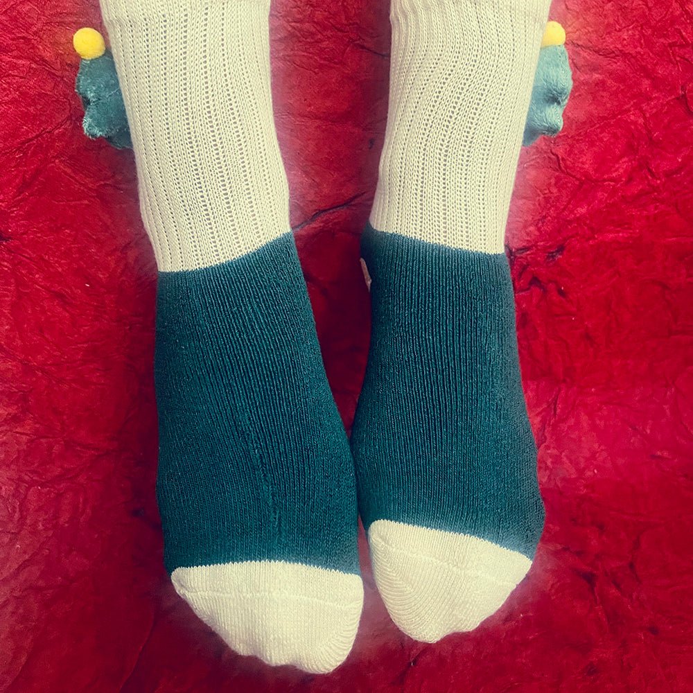 Cream & Green christmas Tree, 3d Pop up chrsitmas Ankle length socks for kids - Little Surprise BoxCream & Green christmas Tree, 3d Pop up chrsitmas Ankle length socks for kids