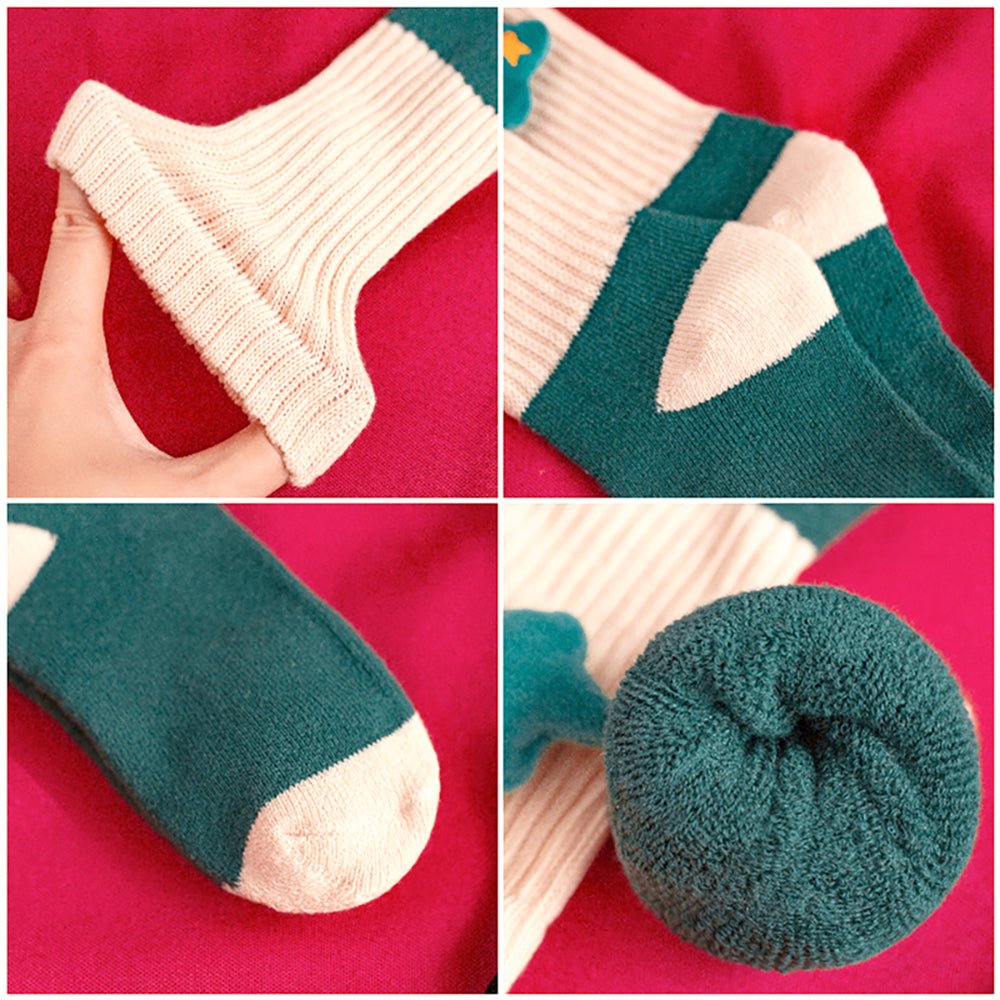 Cream & Green christmas Tree, 3d Pop up chrsitmas Ankle length socks for kids - Little Surprise BoxCream & Green christmas Tree, 3d Pop up chrsitmas Ankle length socks for kids
