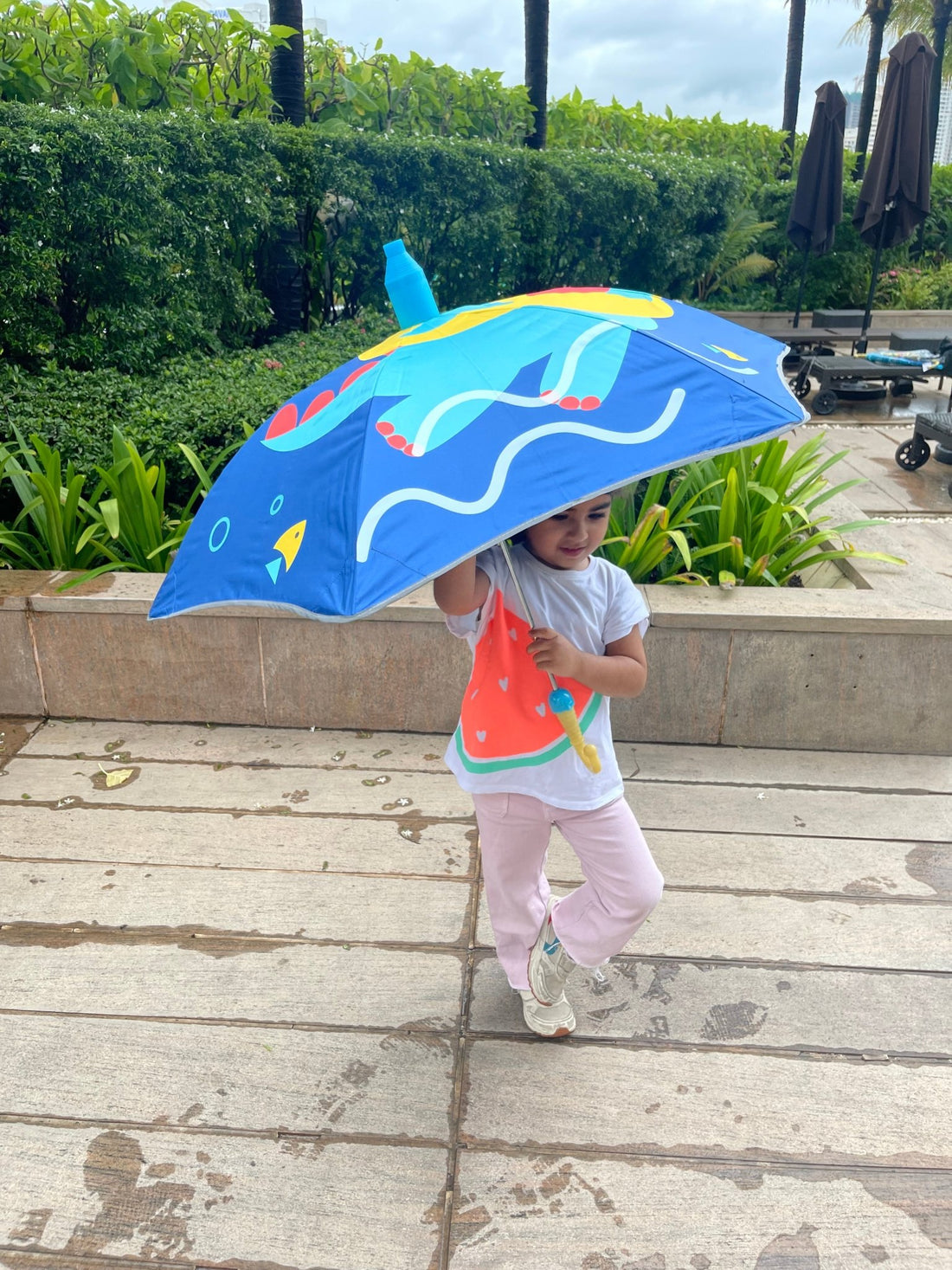 Splashing Dino theme, Canopy Shape Umbrella for Kids, 2-6yrs. - Little Surprise BoxSplashing Dino theme, Canopy Shape Umbrella for Kids, 2-6yrs.