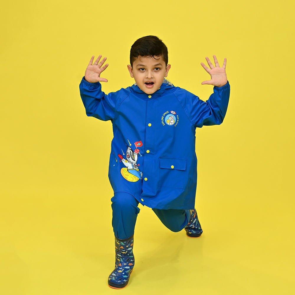 2 pcs Blue Astronaut Full Shirt and Full Pants style Raincoat for Kids - Little Surprise Box2 pcs Blue Astronaut Full Shirt and Full Pants style Raincoat for Kids