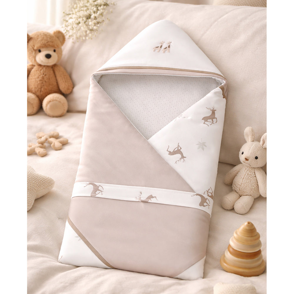 Brown Deer Theme Soft Cotton Winter Wrapper with Hood for Newborn & Infants with Free storage Pouch