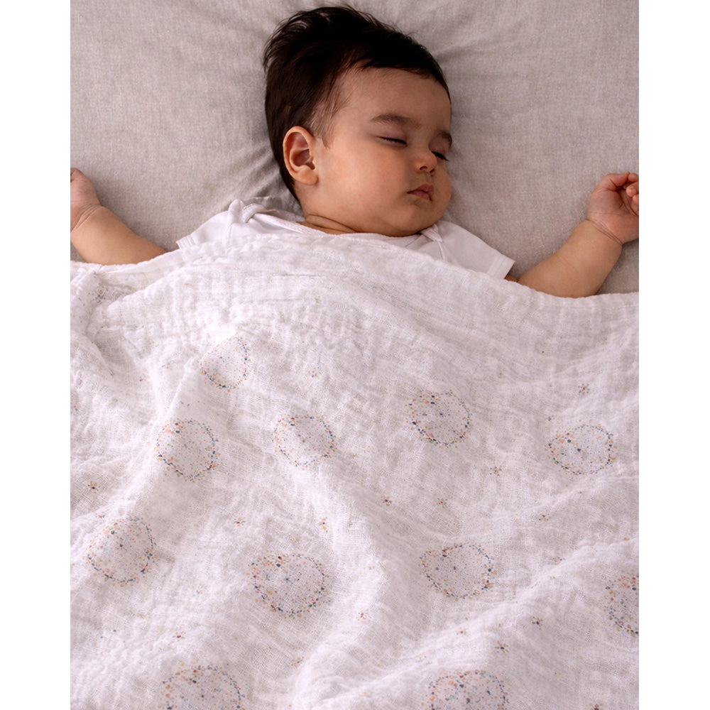Wreath Wooland Theme Soft Quilted Cotton Winter Wrapper with Hood for Newborn & Infants with Free storage Pouch