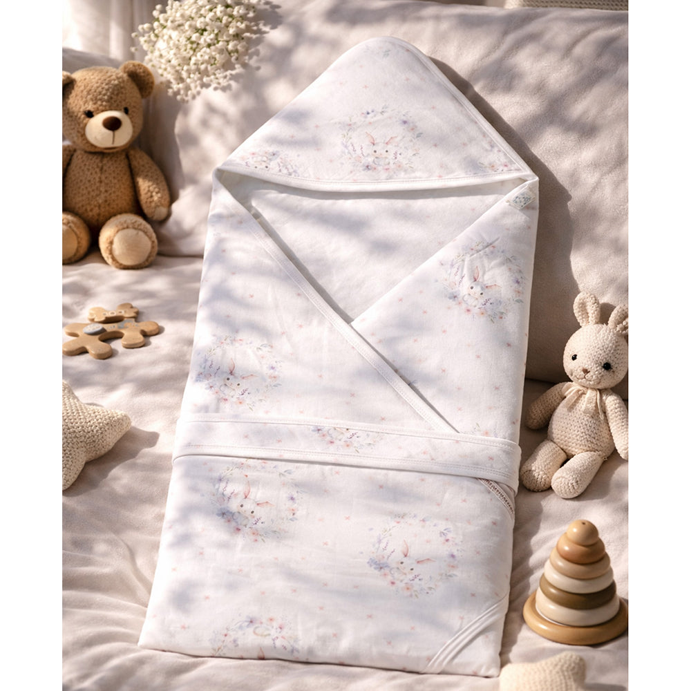Wreath Wooland Theme Soft Quilted Cotton Winter Wrapper with Hood for Newborn & Infants with Free storage Pouch