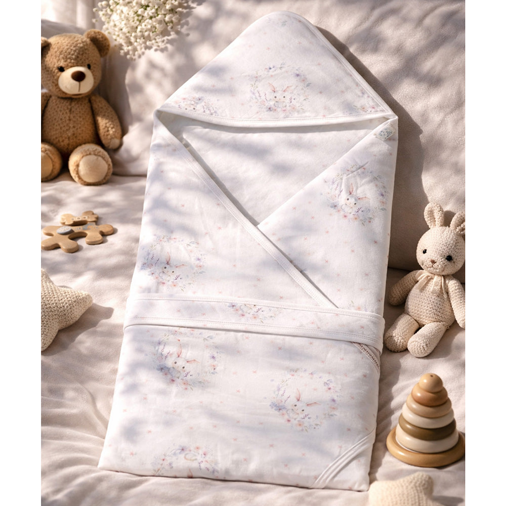 Wreath Wooland Theme Soft Quilted Cotton Winter Wrapper with Hood for Newborn & Infants with Free storage Pouch