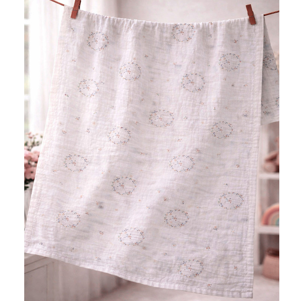 Wreath Wooland Theme Soft Quilted Cotton Winter Wrapper with Hood for Newborn & Infants with Free storage Pouch