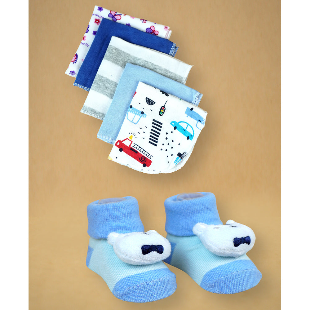 16 pcs Blue Whale Newborn Hamper/Gift Box for Baby, 0-6 months