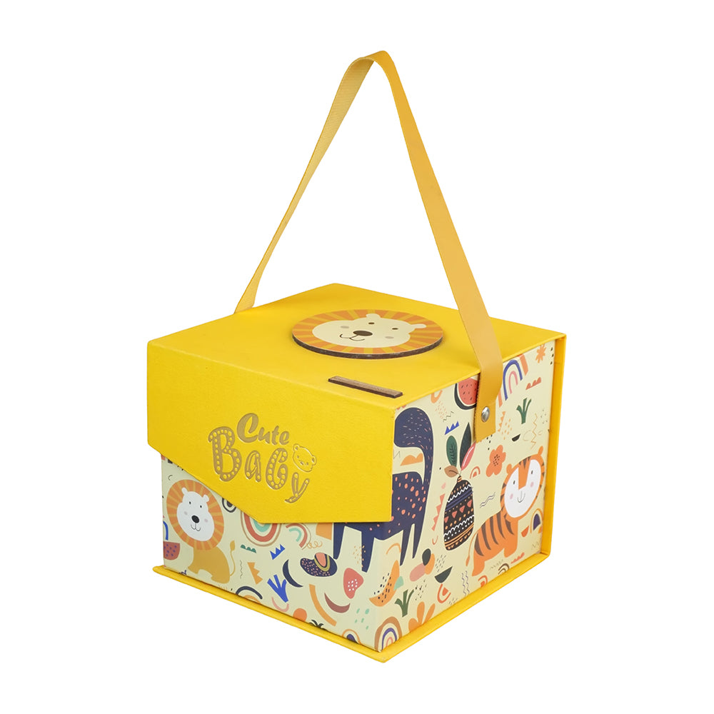 16 pcs Yellow King Lion Newborn Hamper/Gift Box for Baby Boy/Baby Girl, 0-6 months