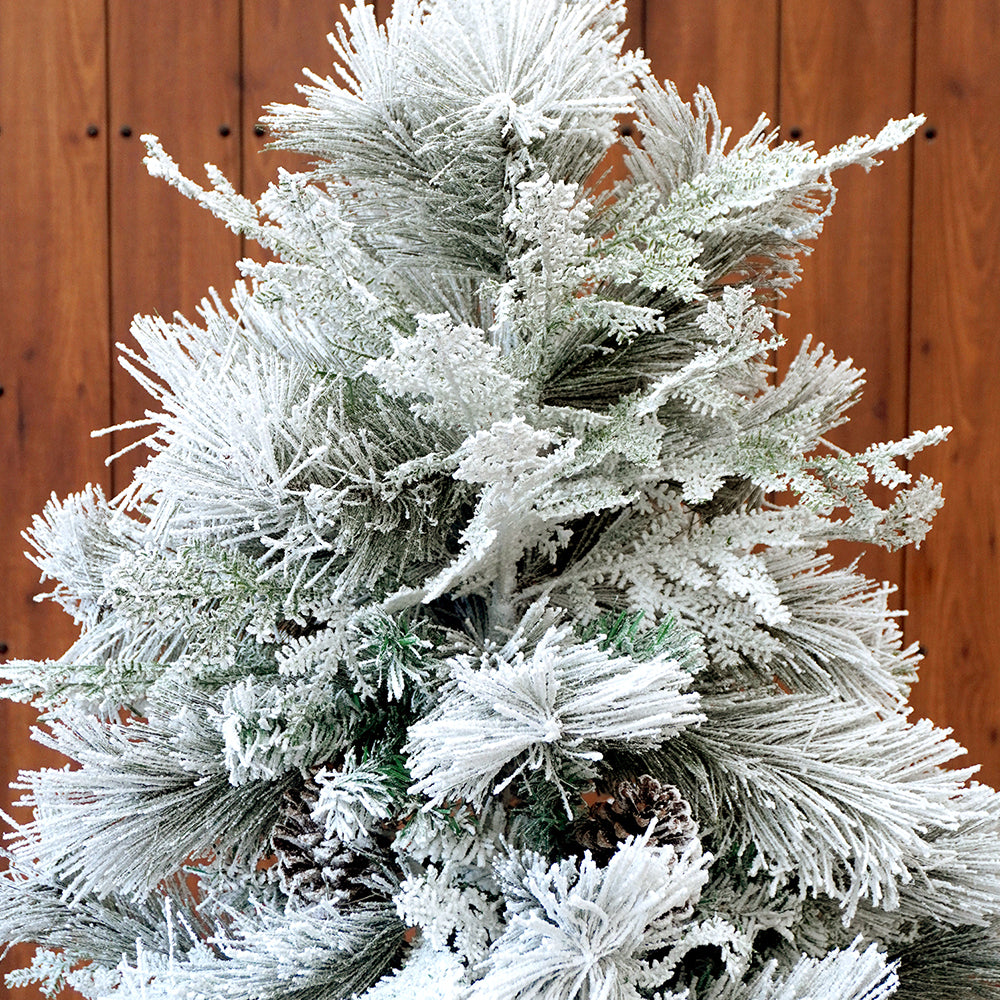 4.9 feet Flat Long Snowy Leaves  Xmas Tree , 150 Cms with 400 Branch Tips,  Christmas Tree Décor