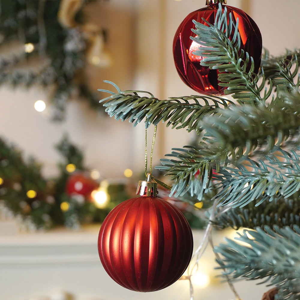 26 pcs Broad Pointed Red White themed Christmas Balls tree hanging, XMAS Decoration set.