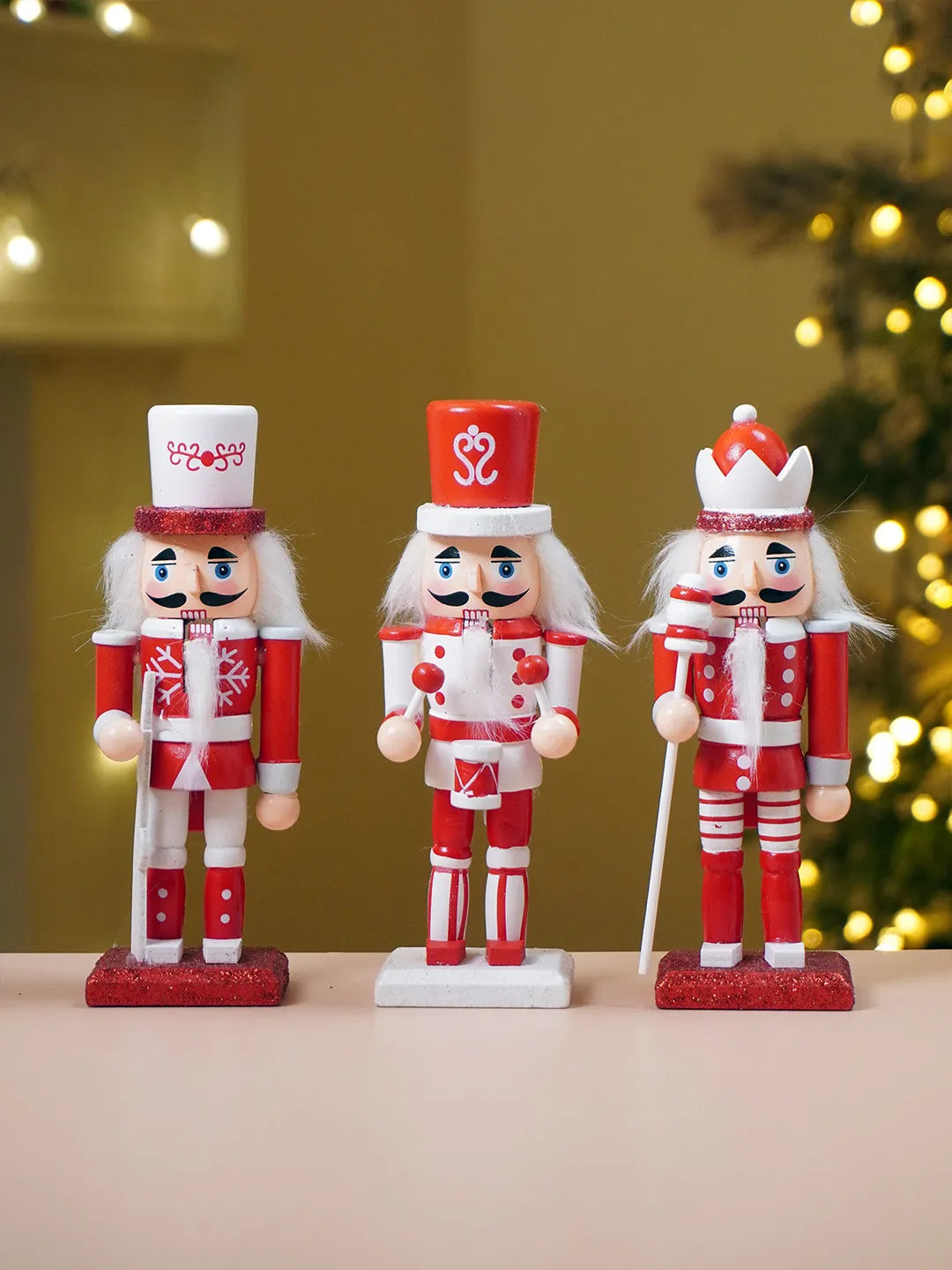 Royal Red & White Set of 3 Wooden Nutcrackers, Christmas Table Décor, 6.2 inches ht