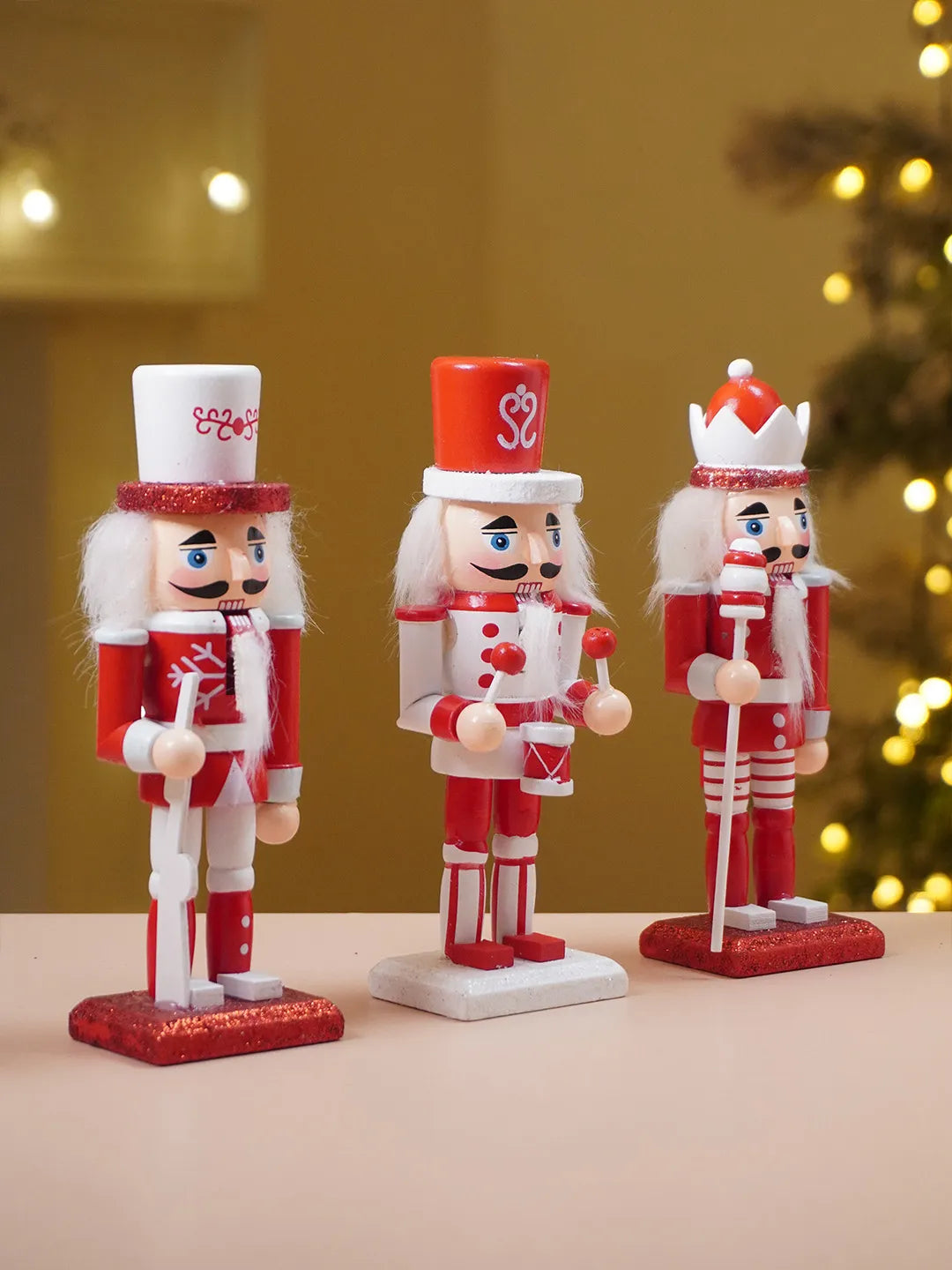 Royal Red & White Set of 3 Wooden Nutcrackers, Christmas Table Décor, 6.2 inches ht