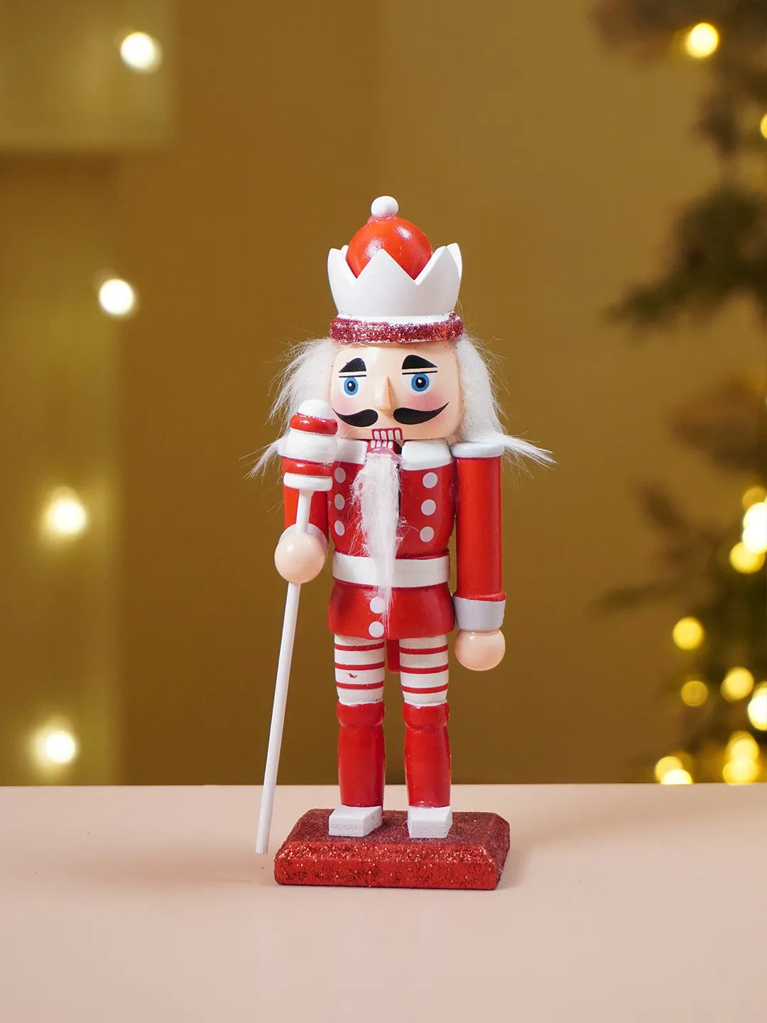Royal Red & White Set of 3 Wooden Nutcrackers, Christmas Table Décor, 6.2 inches ht