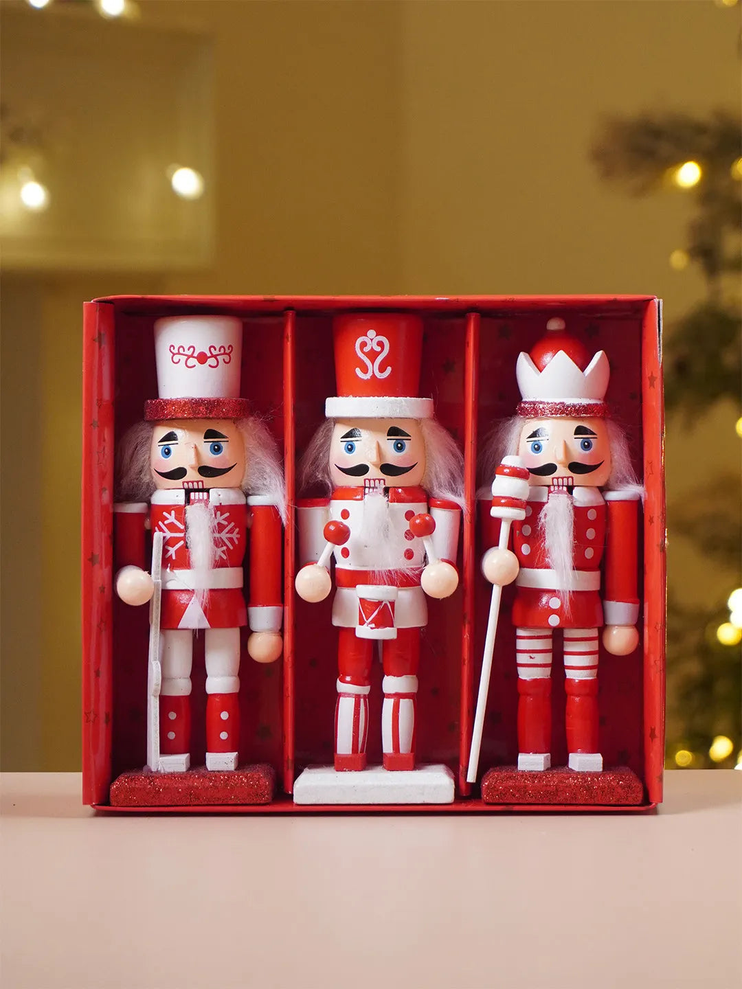 Royal Red & White Set of 3 Wooden Nutcrackers, Christmas Table Décor, 6.2 inches ht