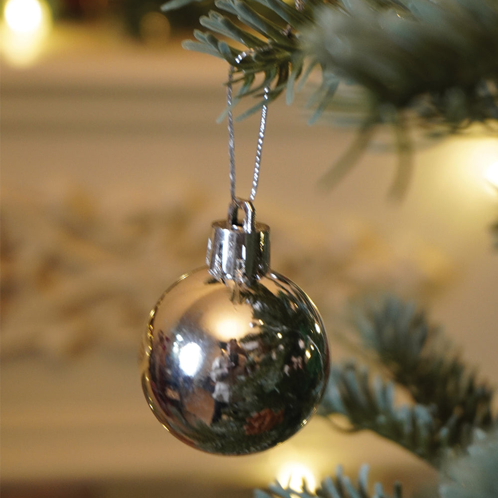 46 pcs  Silver Shiny Mix themed Christmas Balls tree hanging, XMAS Decoration set.