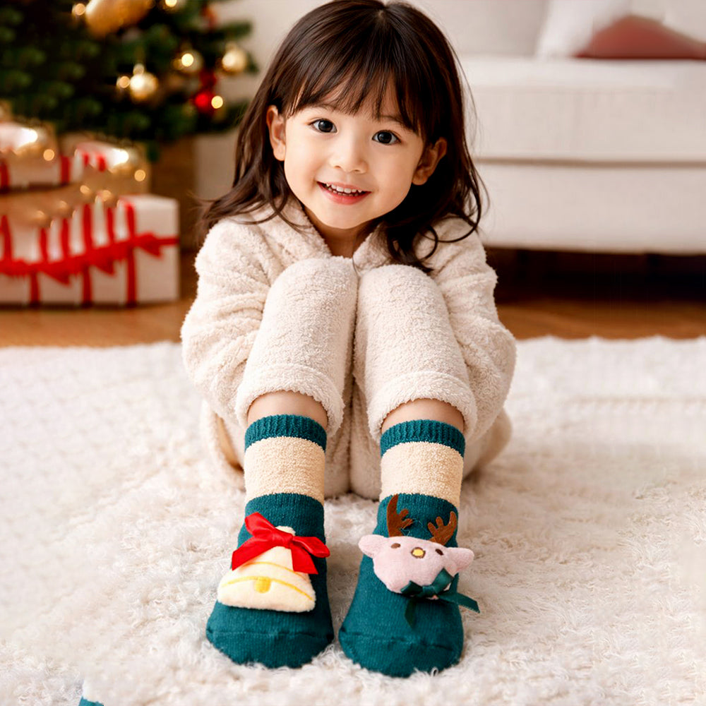 Green Reindeer & Bell Christmas Themed Ankle Length Socks For Kids