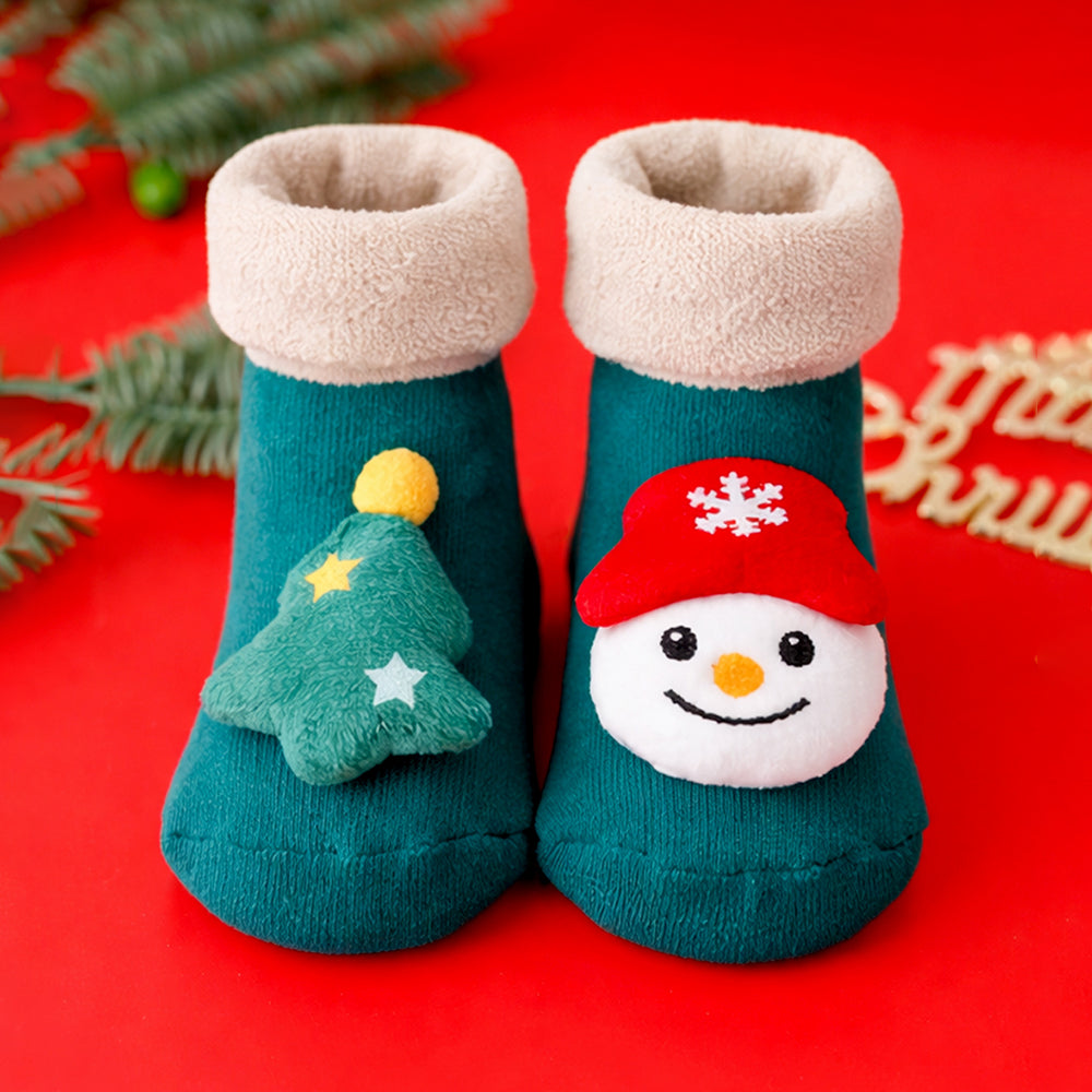 Green Snowman & Tree Christmas Themed Ankle Length Socks For Kids