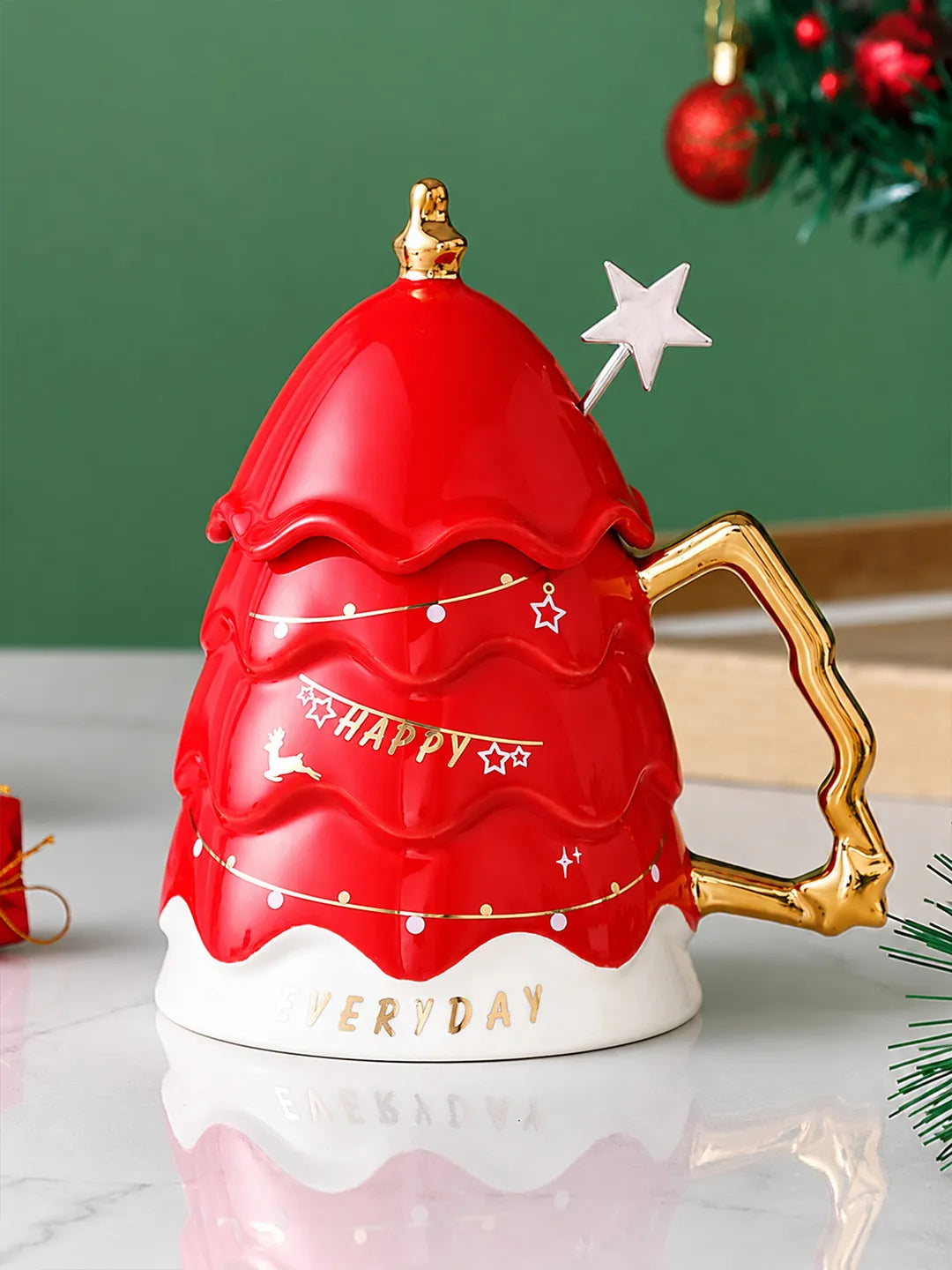 Merry Christmas Ceramic Coffee and Hot Chocolate Mug - Red Christmas Tree style Cup with Matching Ceramic Lid and embellished Spoon, 330 ml