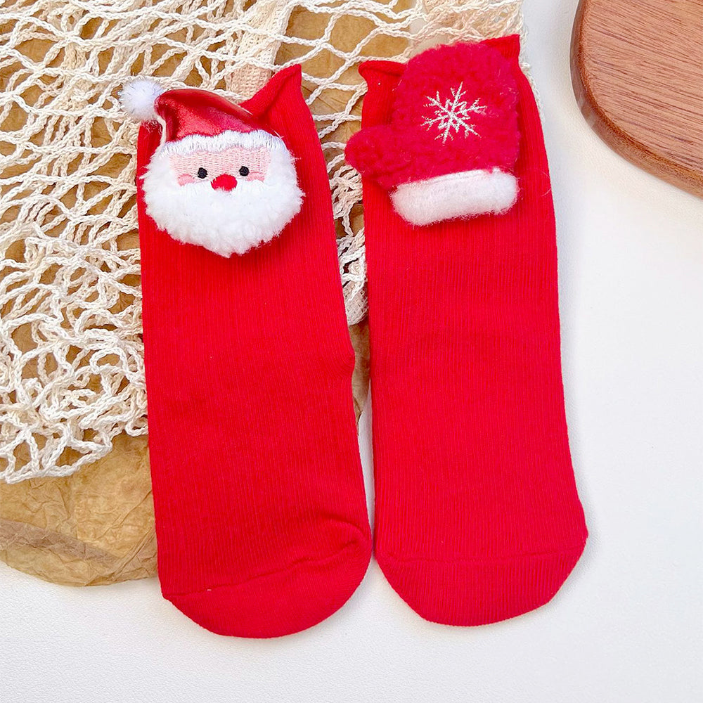 Red Santa & Mittens Christmas Themed Ankle Length Socks For Kids