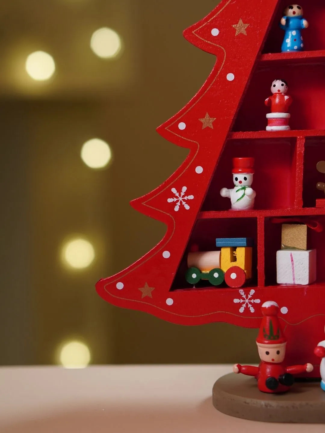 Checkered Shelf Red Wooden Christmas Tree with Mini Figurines