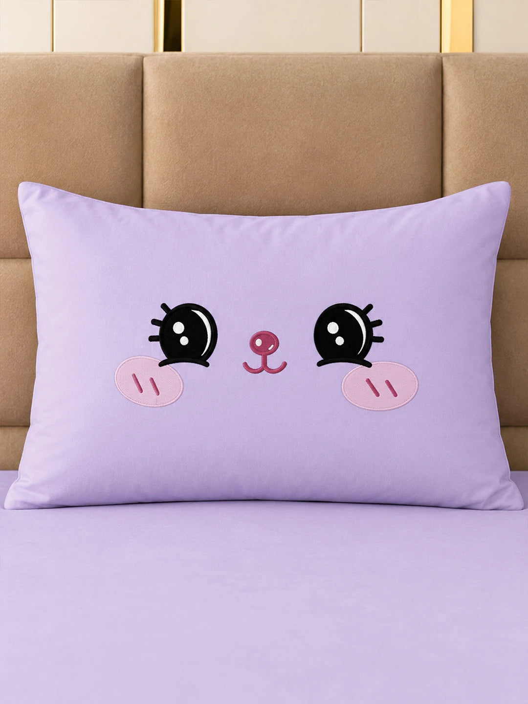 4 pcs Good Luck Bunny Theme Luxe Embroidered collection of Single bed comforter, 1 flat bedsheet, 2 pillow covers entire Kids Bedding Set for Single Bed.