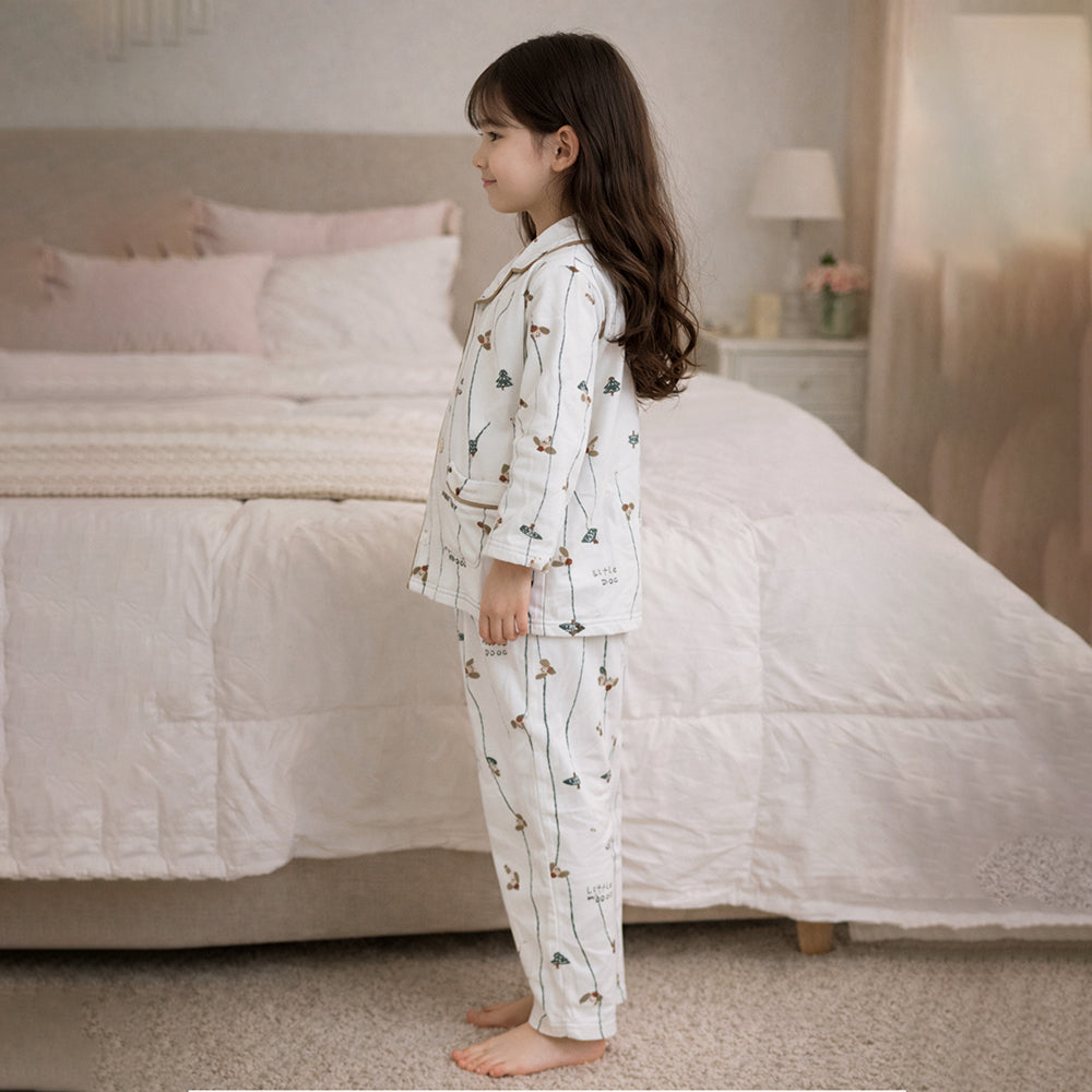 Doggy & Xmas Tree,Soft Fleece Winter Nightsuit for Kids