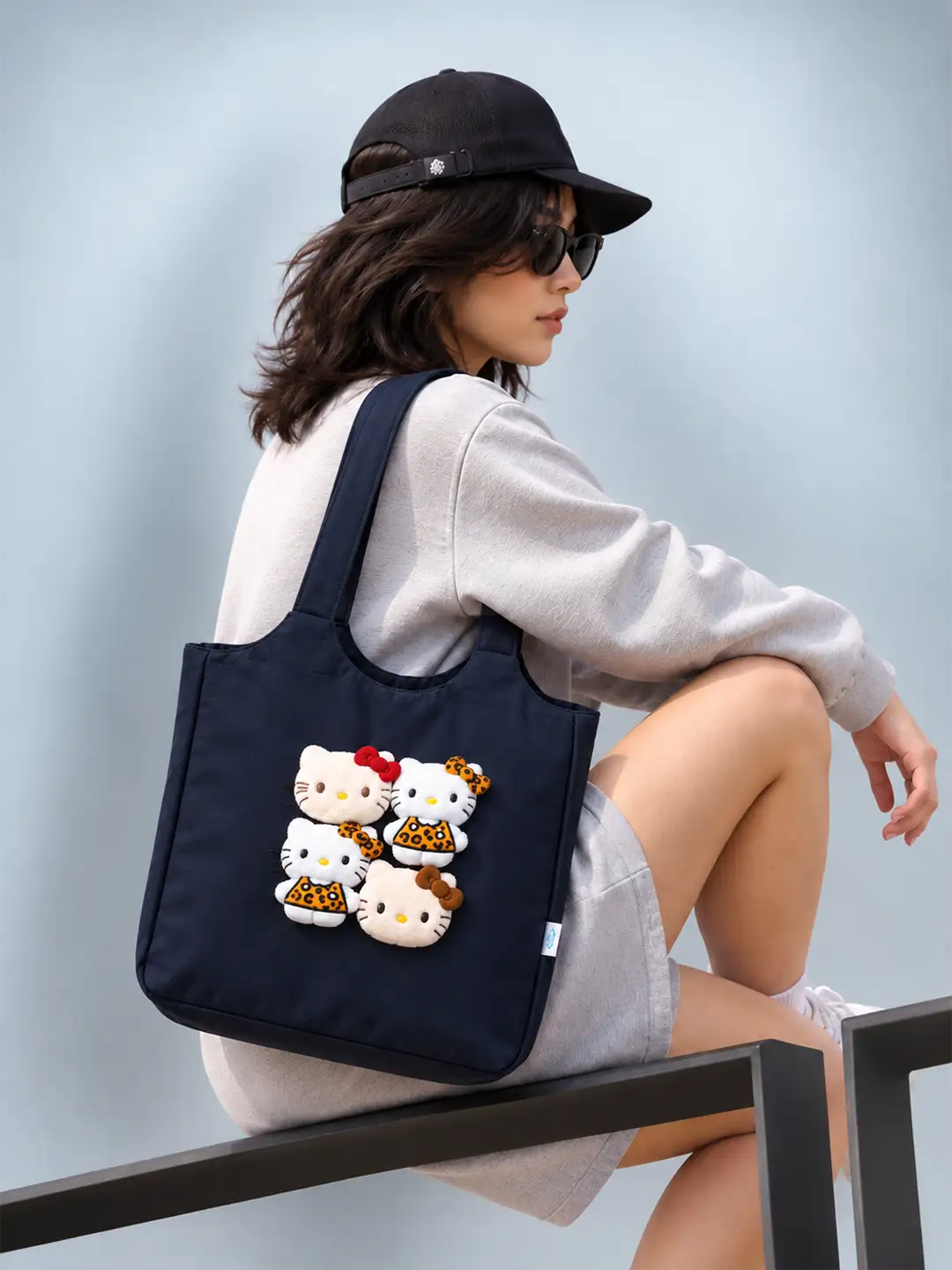 Black 3D Kitties stylish & casual Tote Bag for Teens & Adults