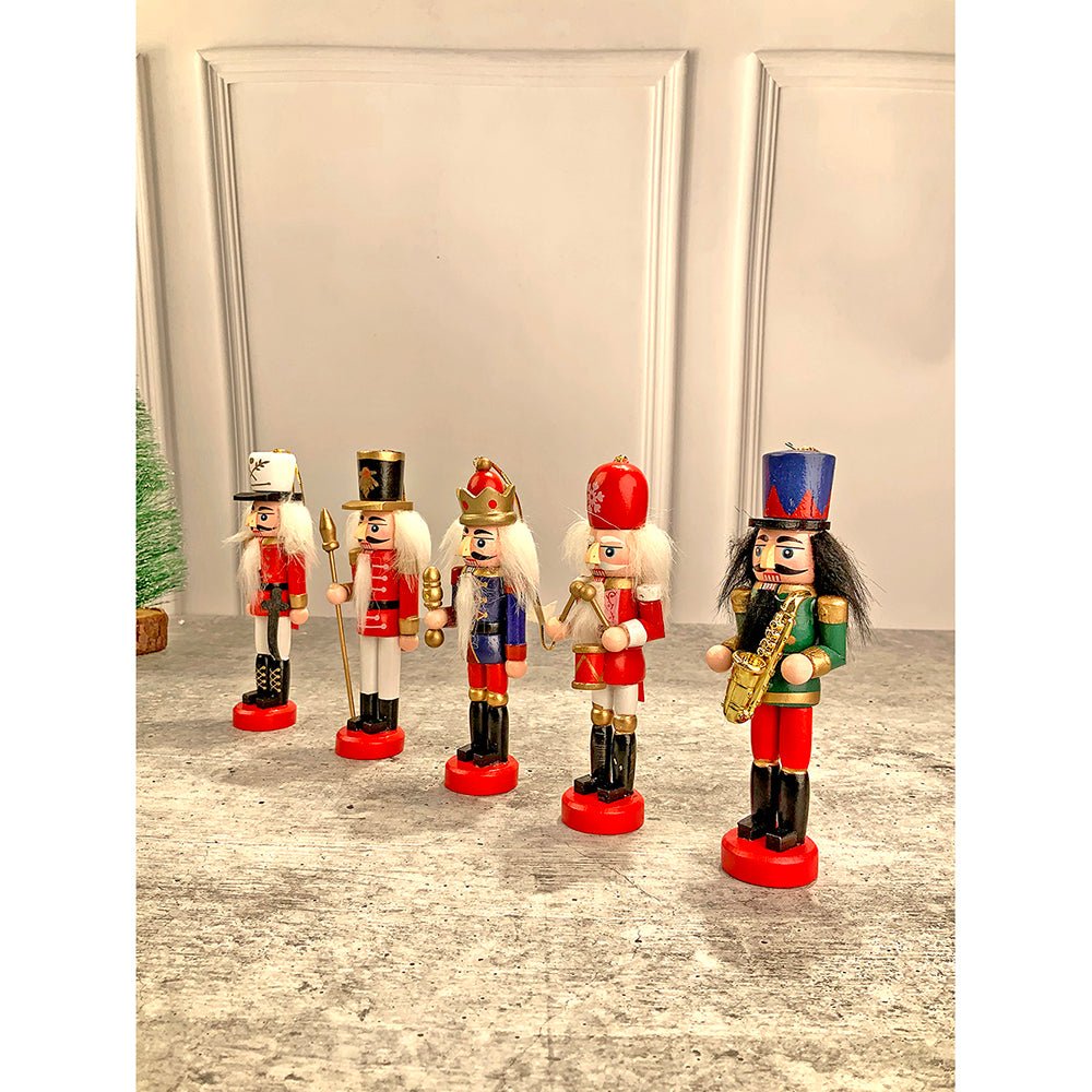 Royal theme, set of 5 wooden Nutcrackers , Christmas Tree Ornaments - Little Surprise BoxRoyal theme, set of 5 wooden Nutcrackers , Christmas Tree Ornaments