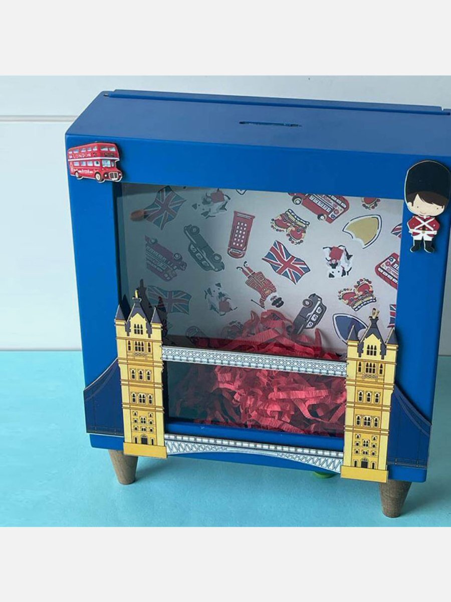 Magnificient London Piggy Bank - Little Surprise BoxMagnificient London Piggy Bank