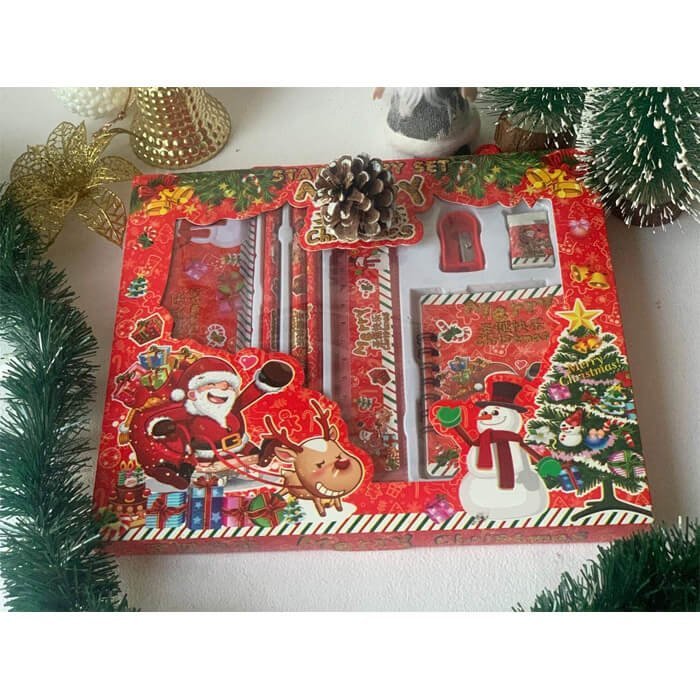 Red Christmas Theme Stationary Set - Little Surprise BoxRed Christmas Theme Stationary Set