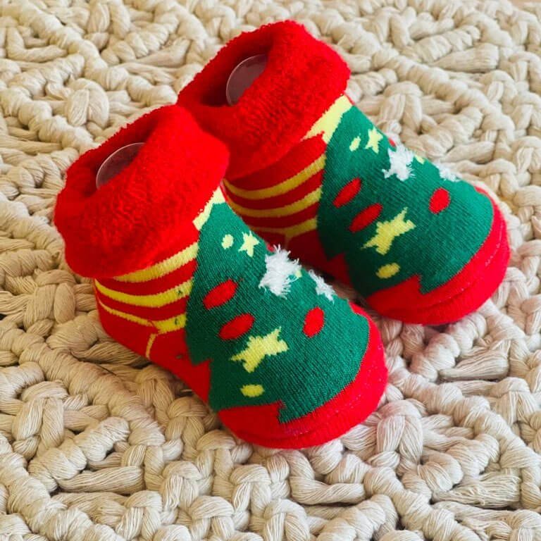 Red & Green Christmas Socks for infant, 012 months Little Surprise Box